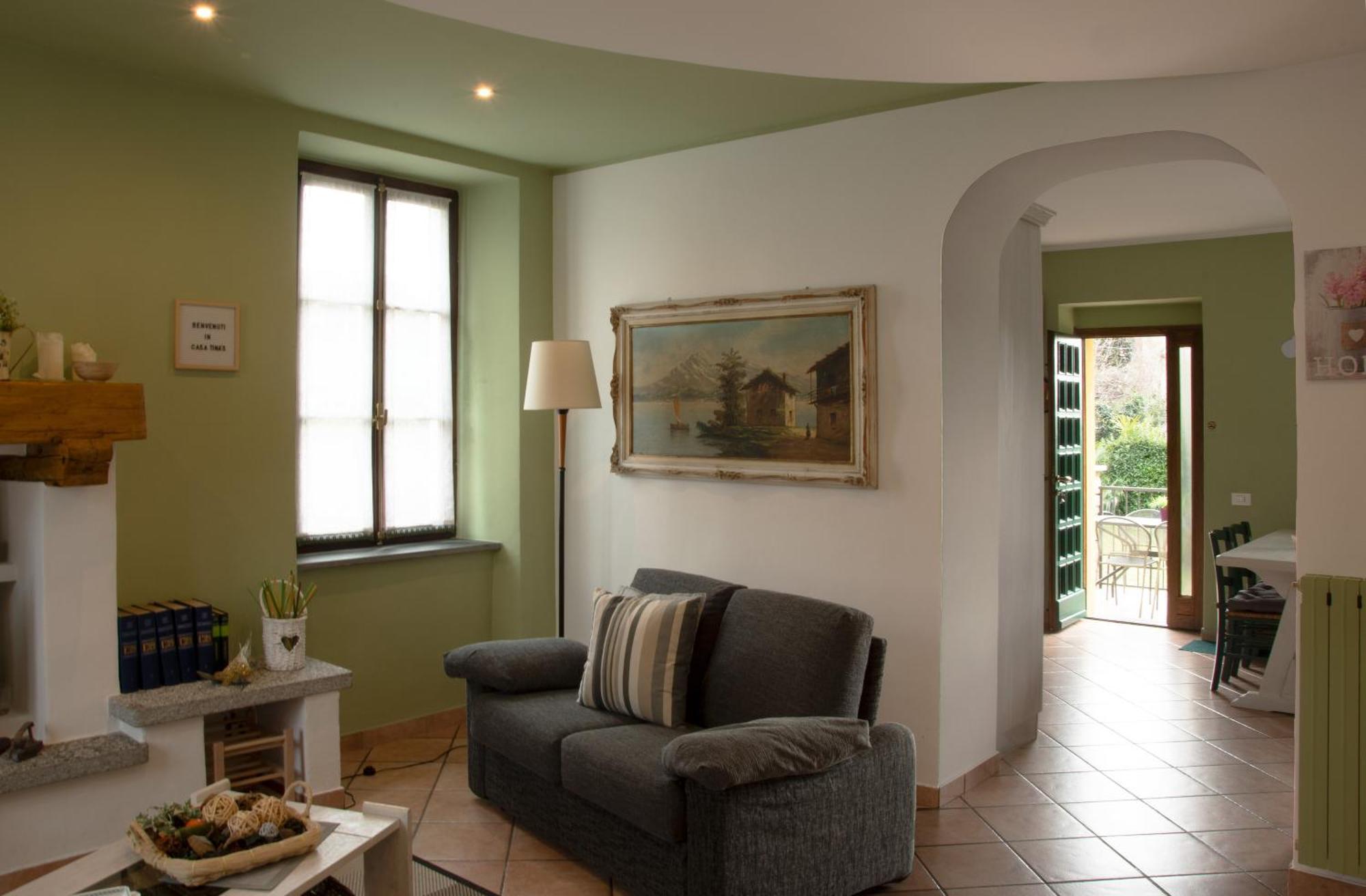 Tinas Yellow Home Leggiuno المظهر الخارجي الصورة